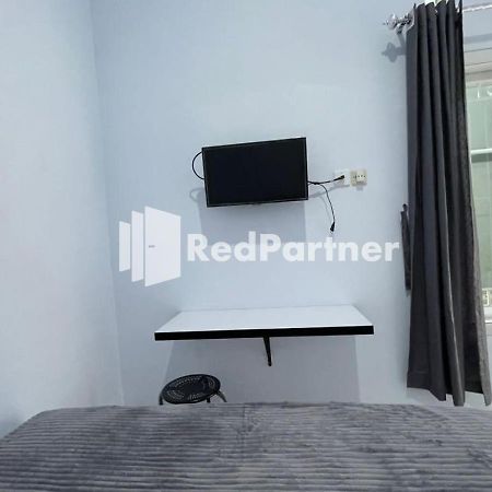 N3 Syariah Near Stasiun Tegal Mitra Reddoorz Hotell Exteriör bild